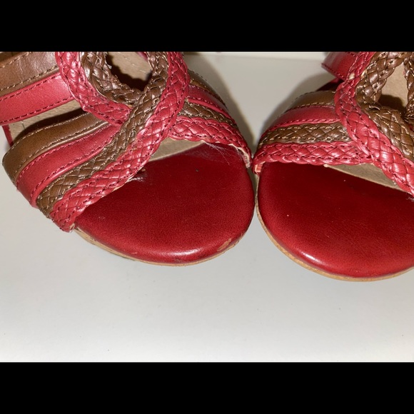 BCBGeneration Red/Brown Platform Sandals - Picture 7 of 9
